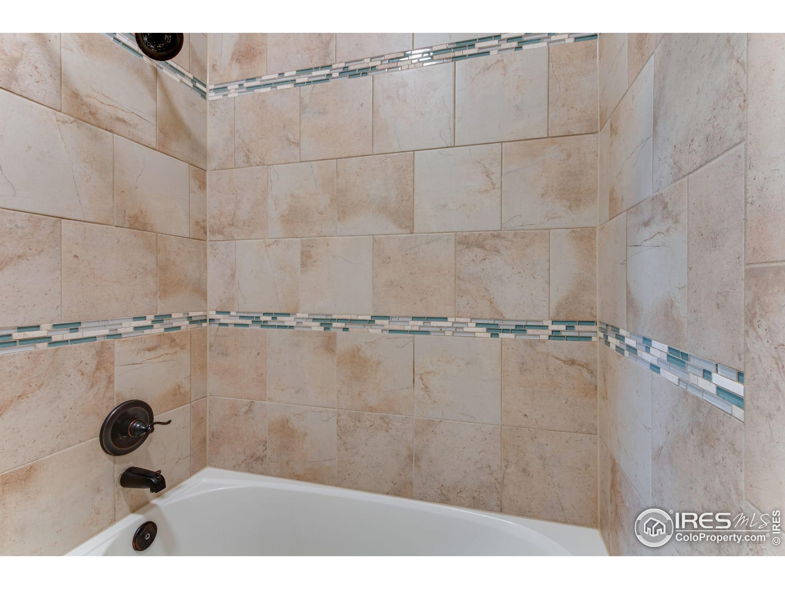 5850 Dripping Rock Ln C-105