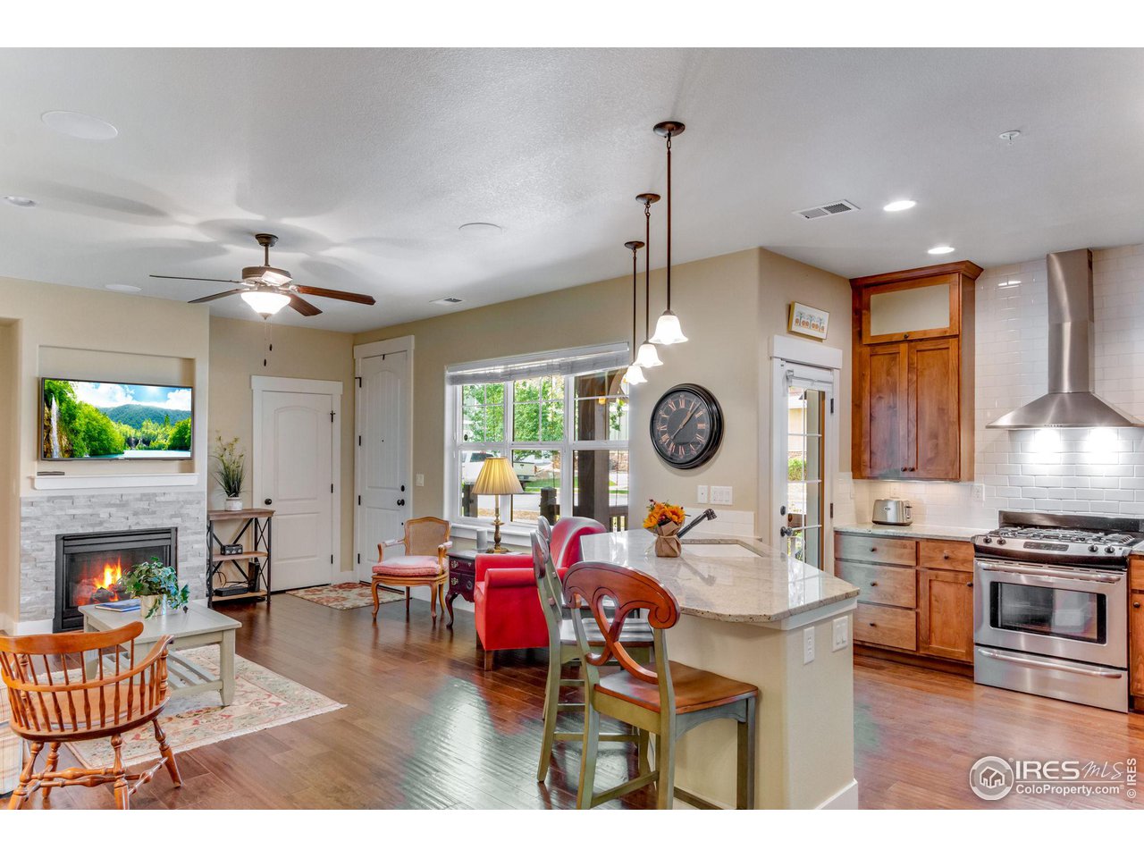 5850 Dripping Rock Ln C-105