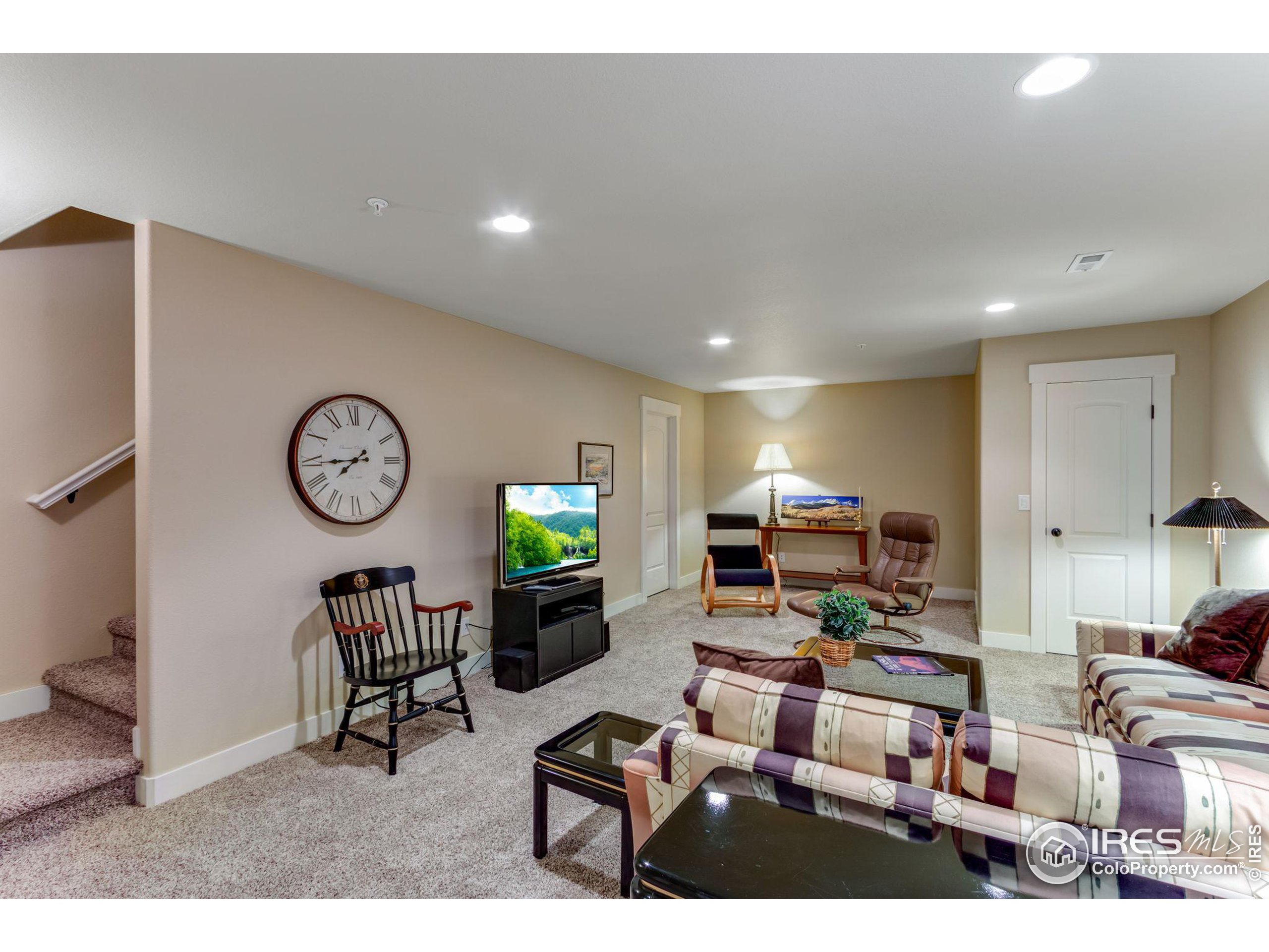 5850 Dripping Rock Ln C-105