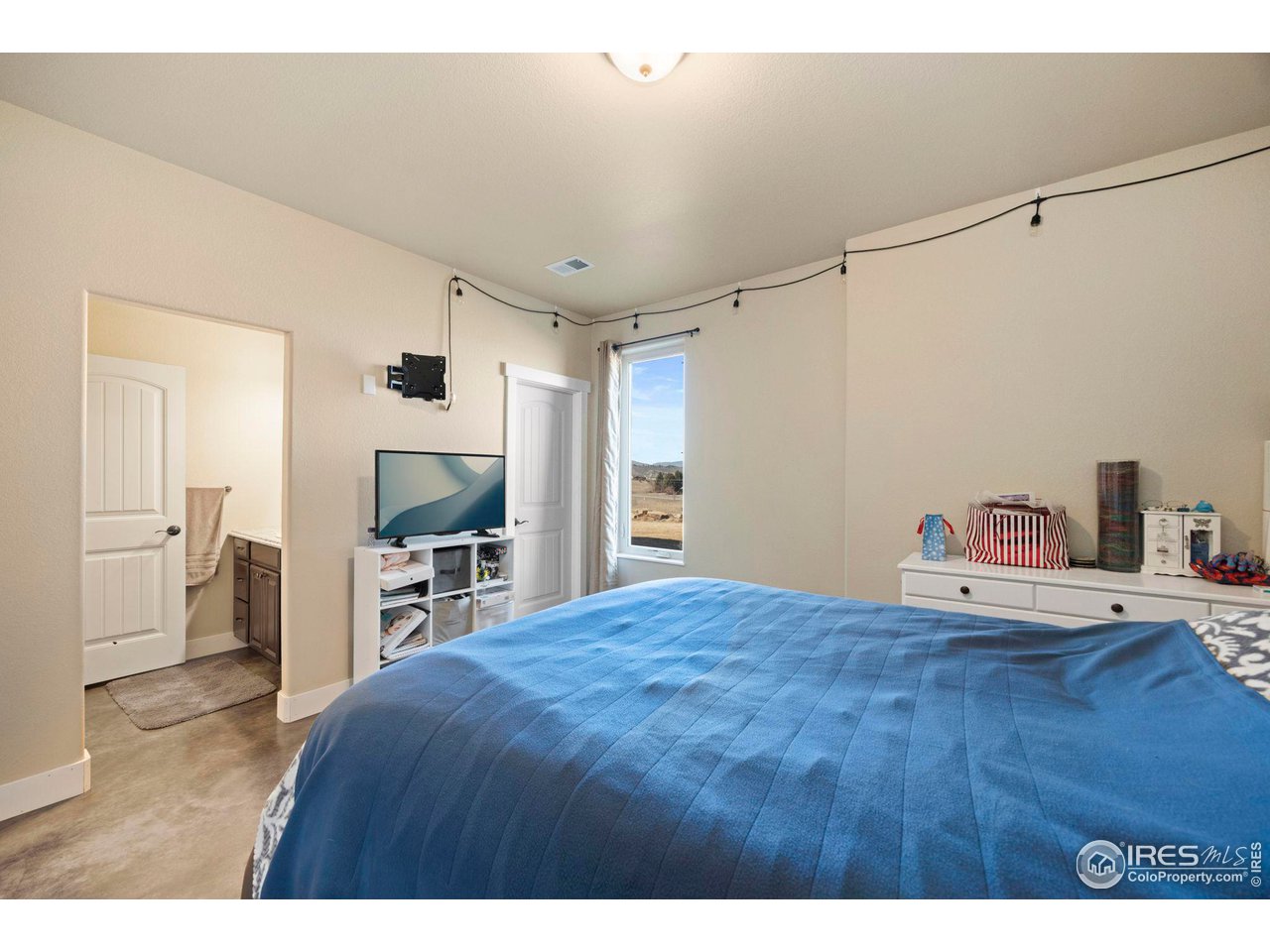 1644 Scenic Valley Dr