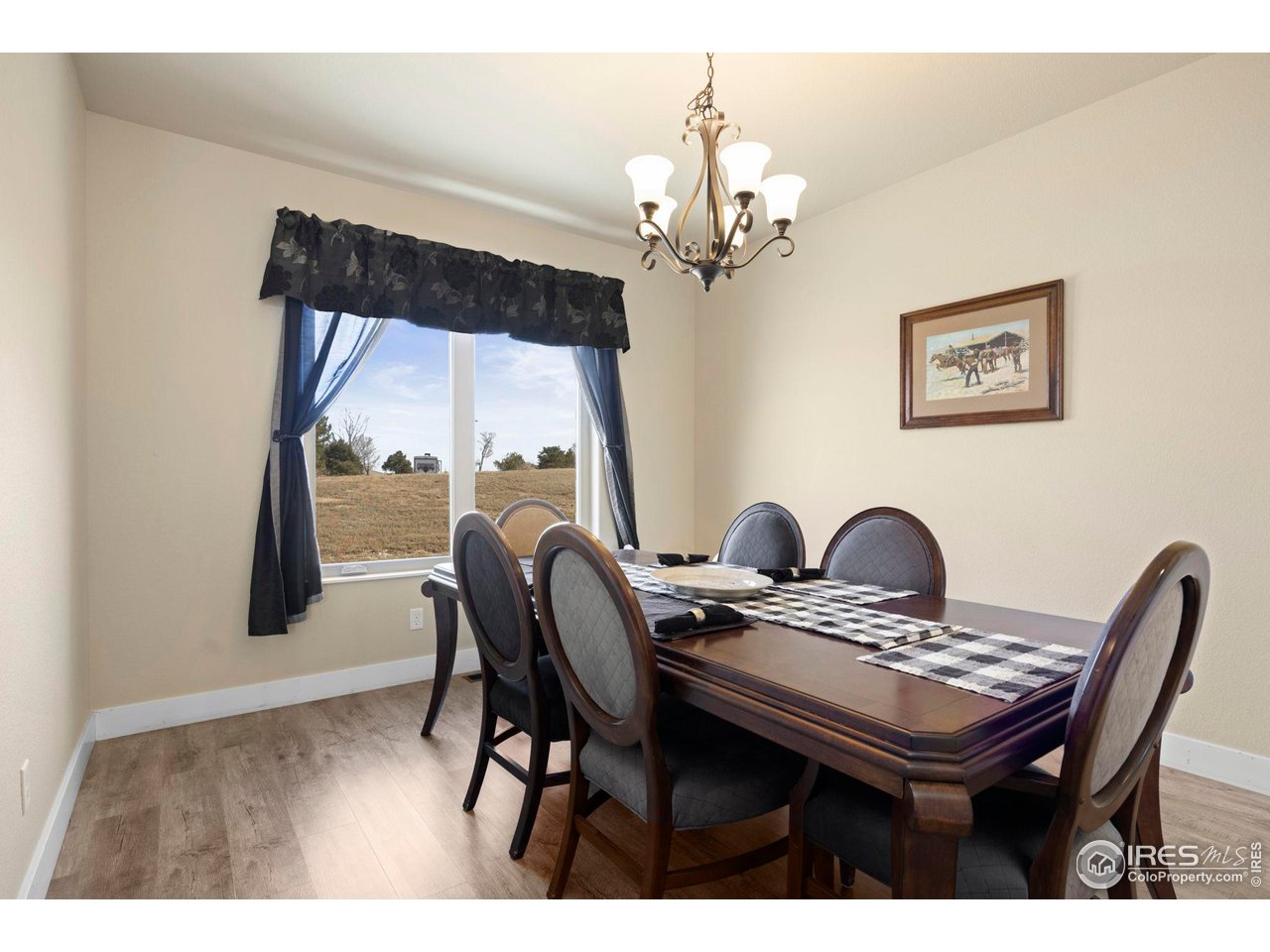 1644 Scenic Valley Dr