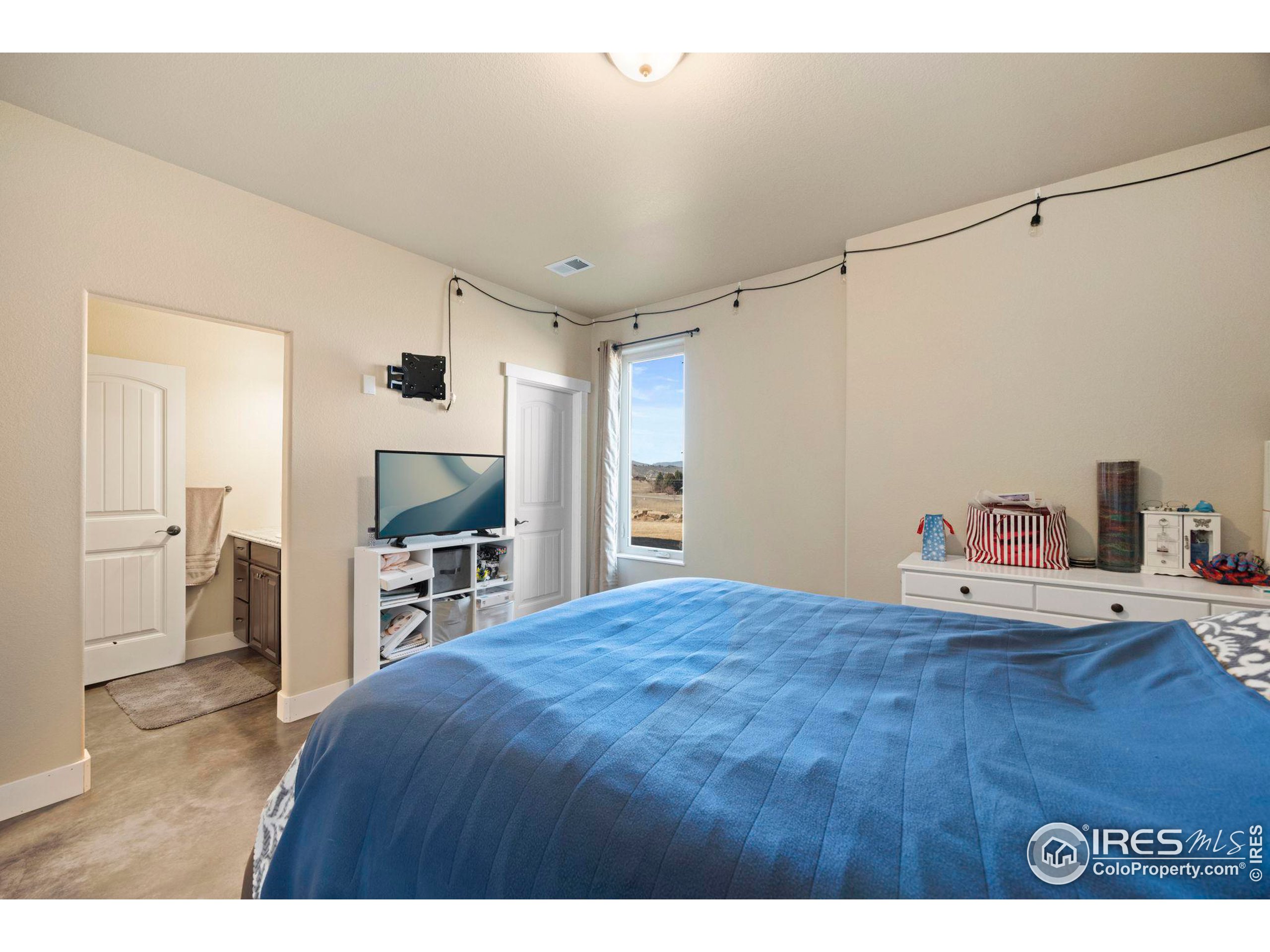 1644 Scenic Valley Dr