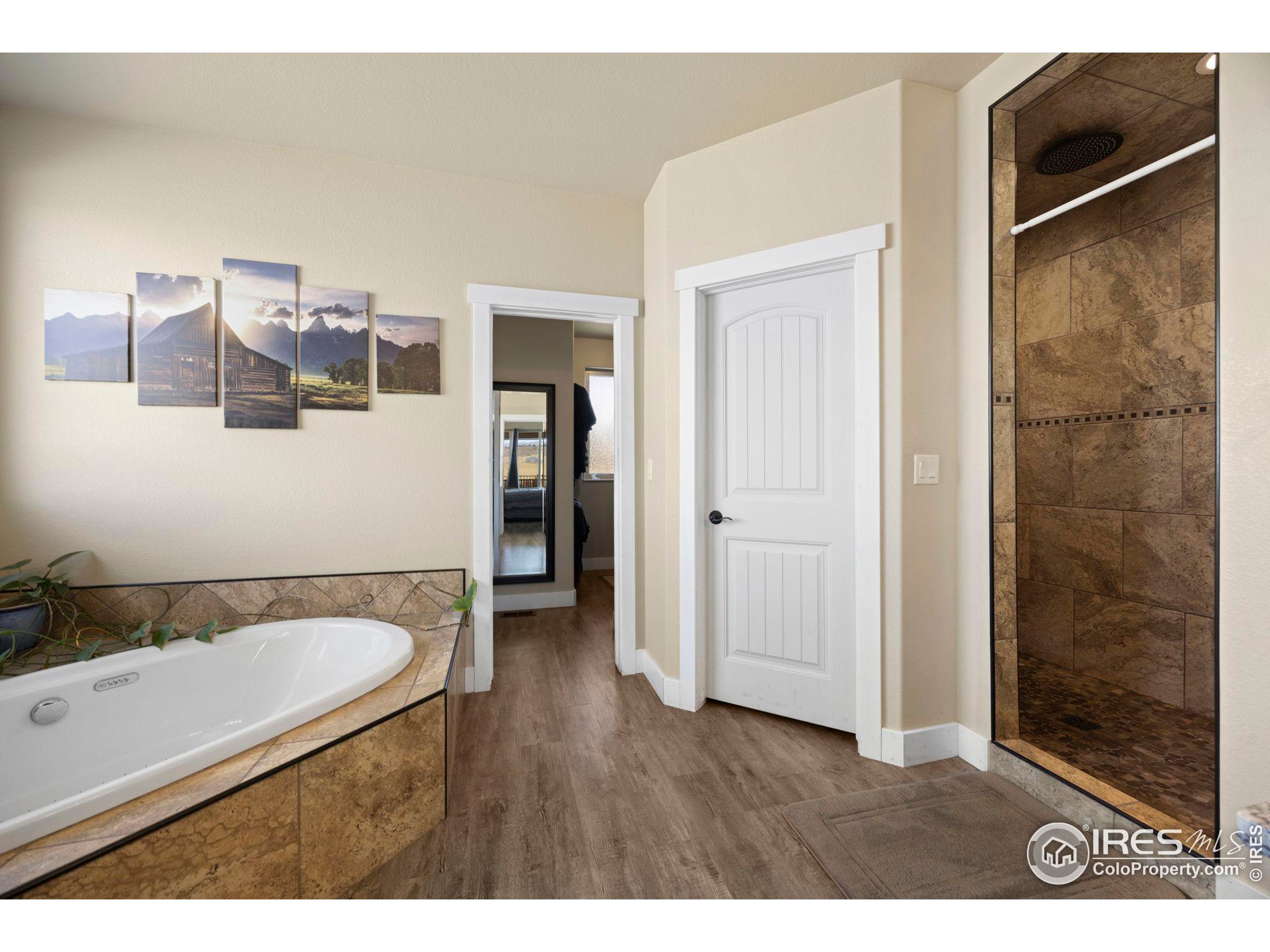 1644 Scenic Valley Dr