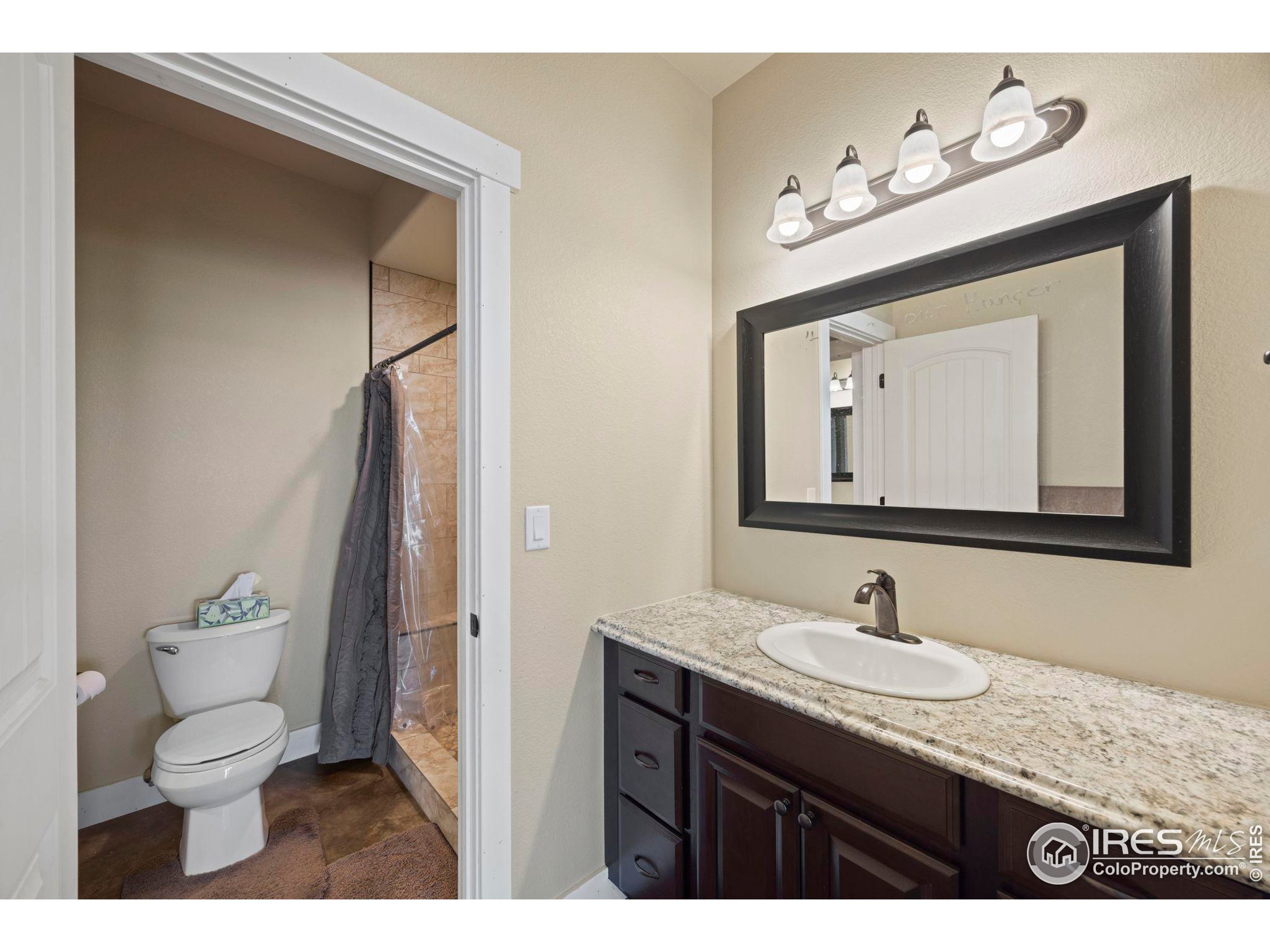 1644 Scenic Valley Dr