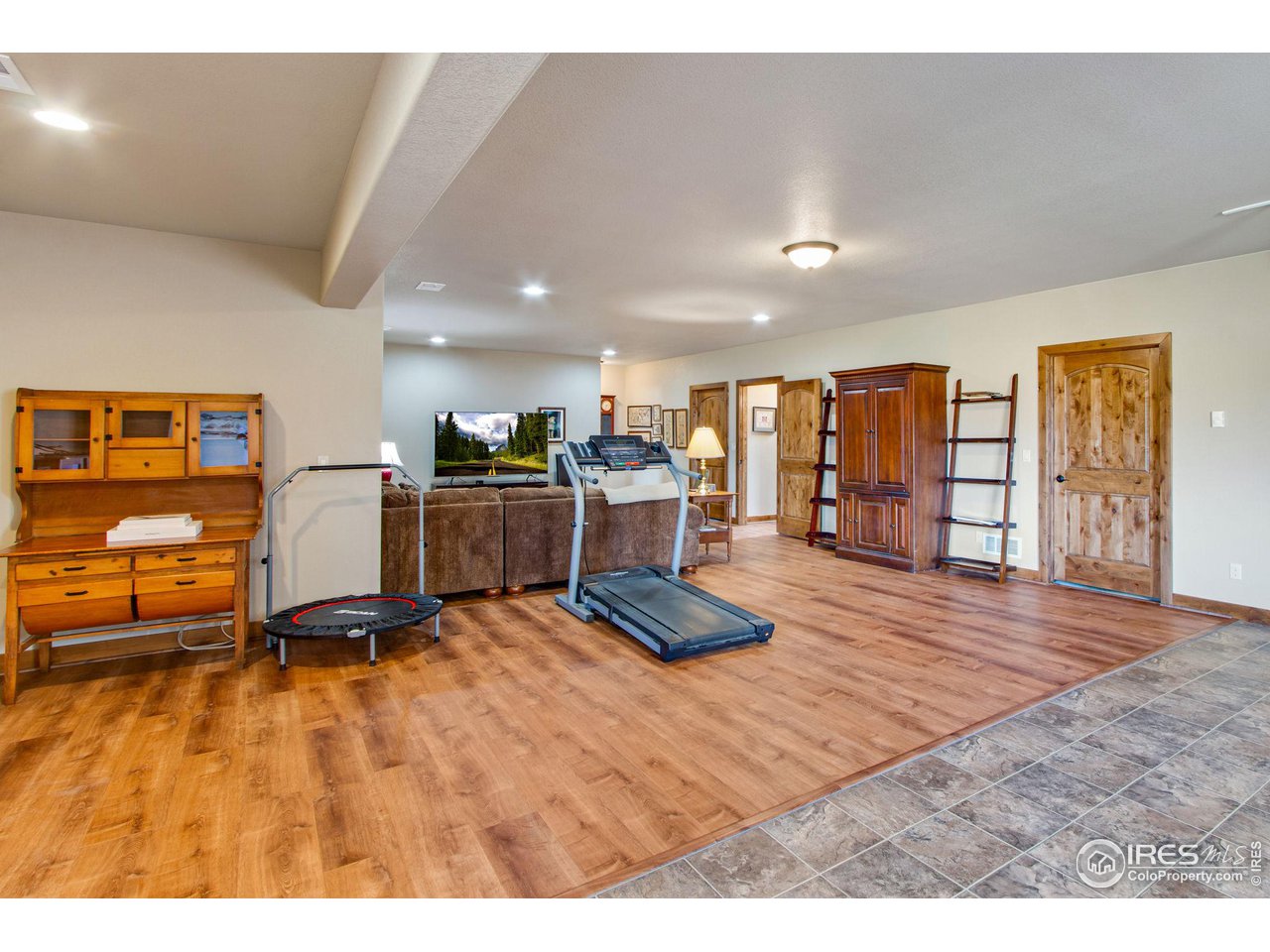 3577 Peruvian Torch Dr