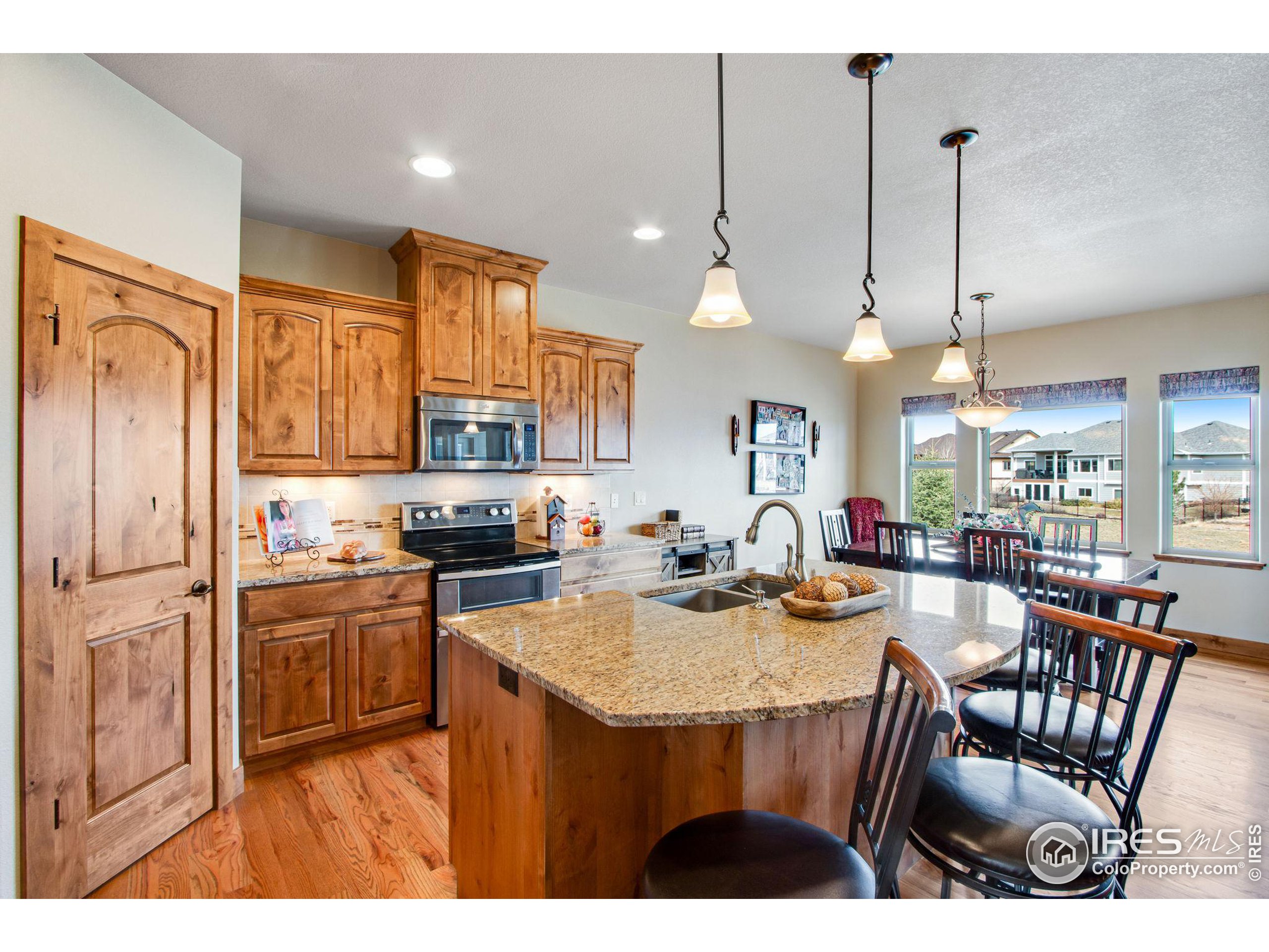 3577 Peruvian Torch Dr