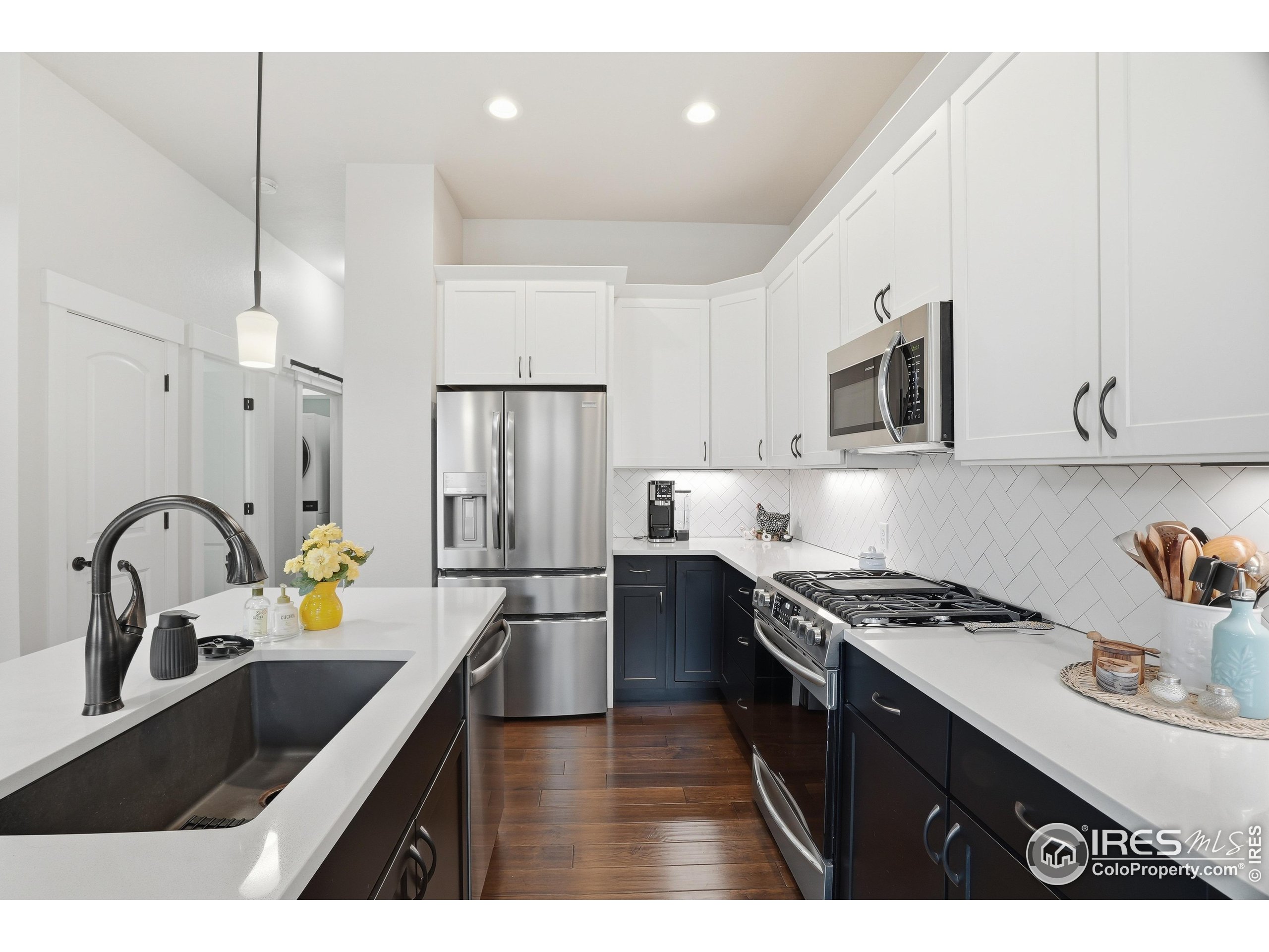 6328 Pumpkin Ridge Dr 1