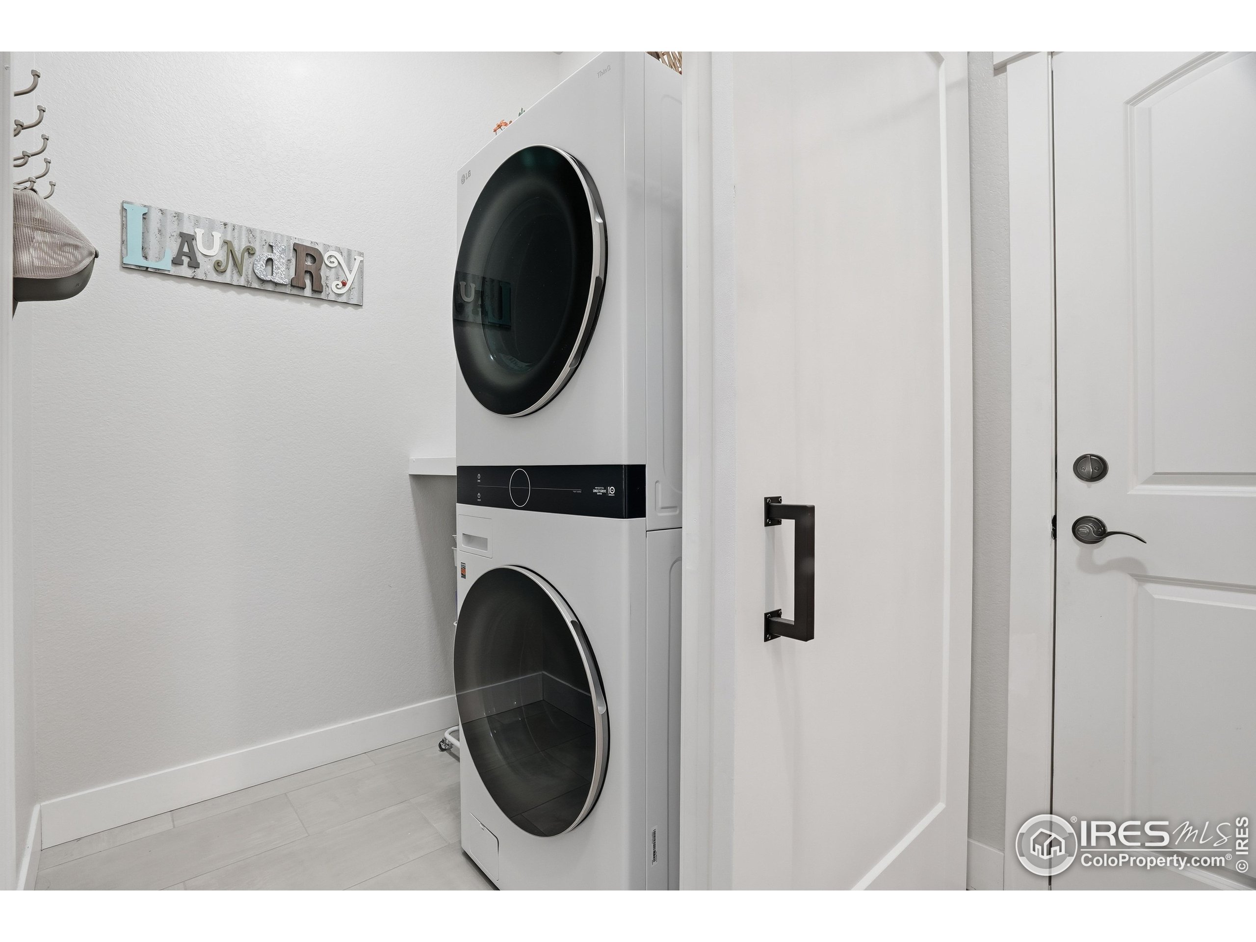 6328 Pumpkin Ridge Dr 1