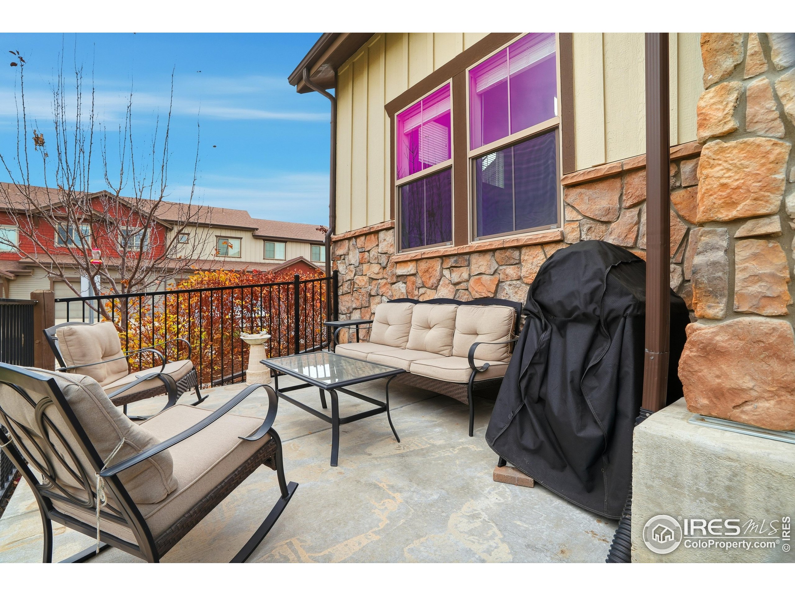 6328 Pumpkin Ridge Dr 1