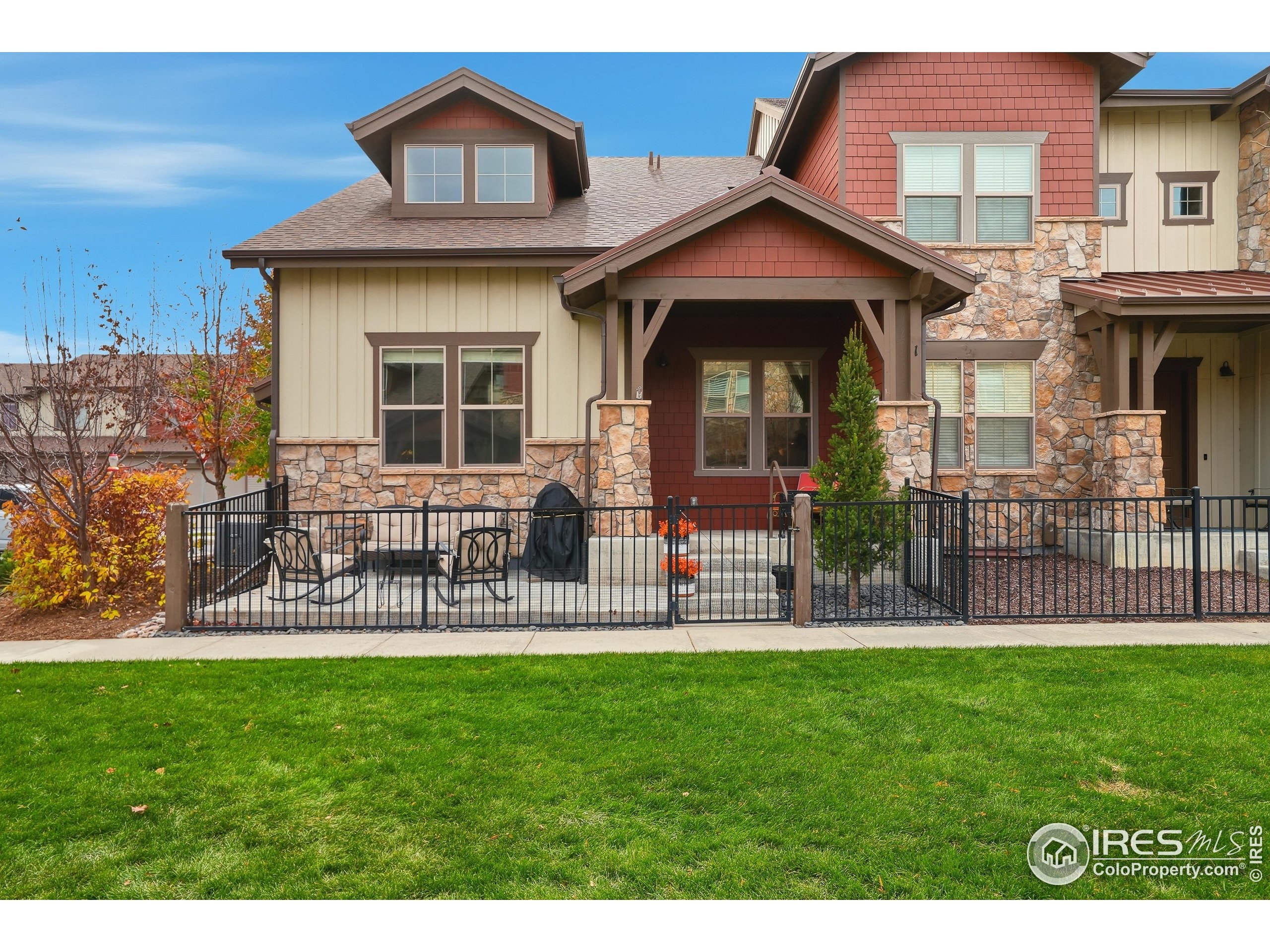 6328 Pumpkin Ridge Dr 1