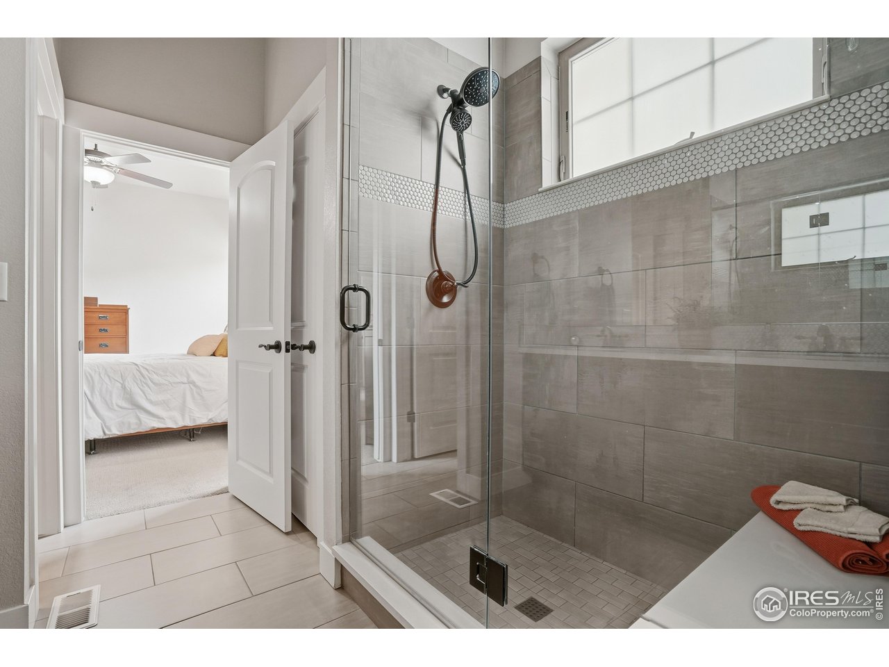 6328 Pumpkin Ridge Dr 1