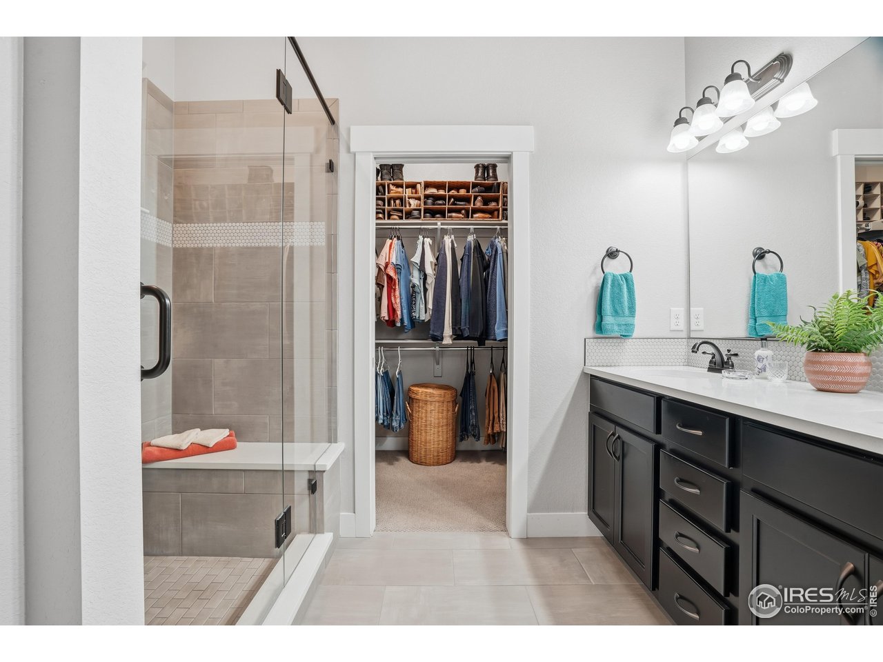 6328 Pumpkin Ridge Dr 1