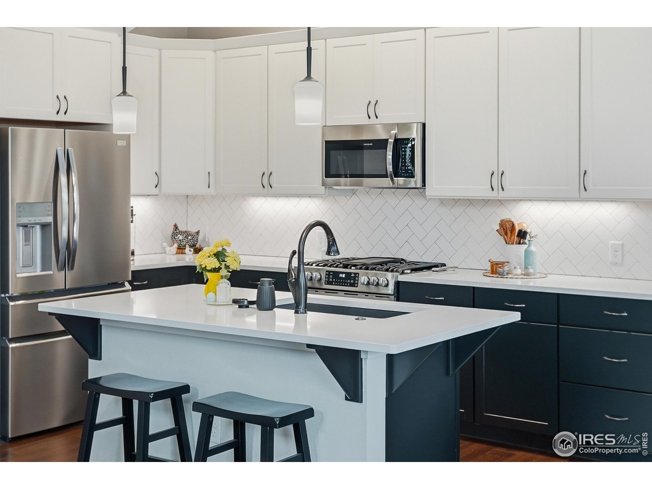 6328 Pumpkin Ridge Dr 1