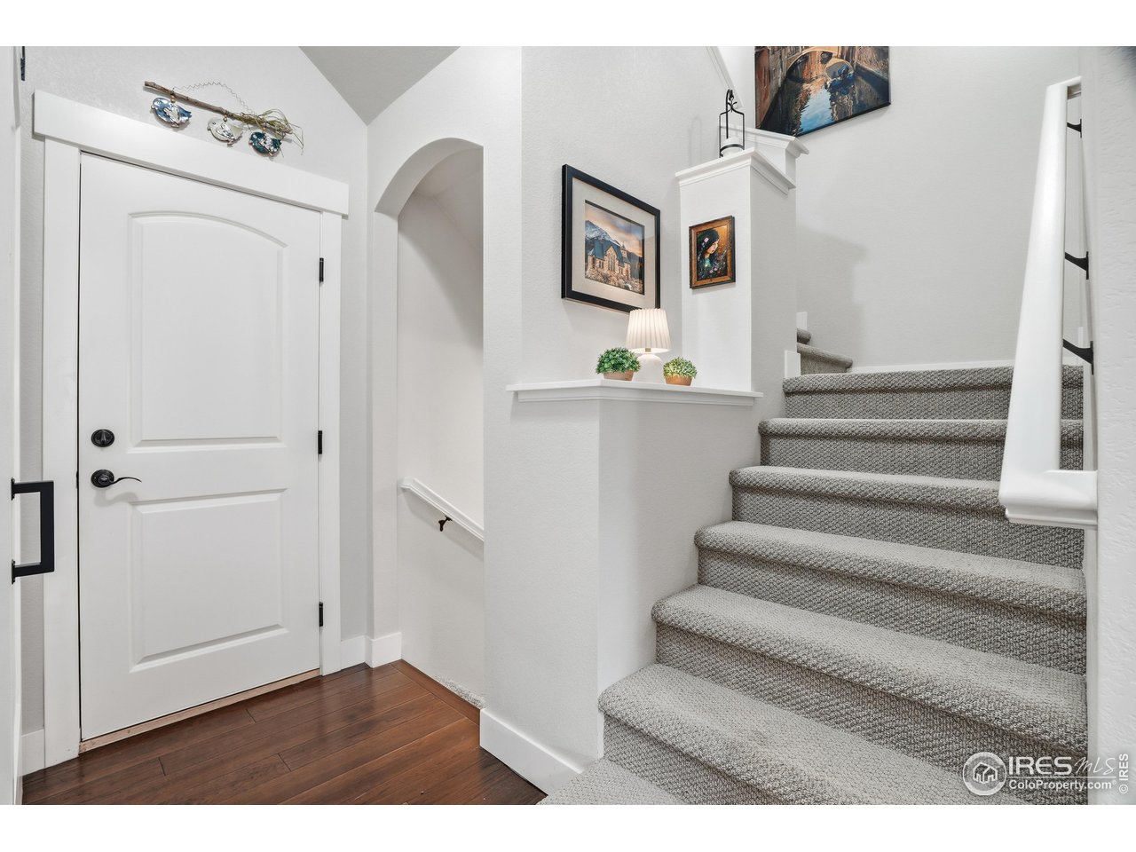 6328 Pumpkin Ridge Dr 1