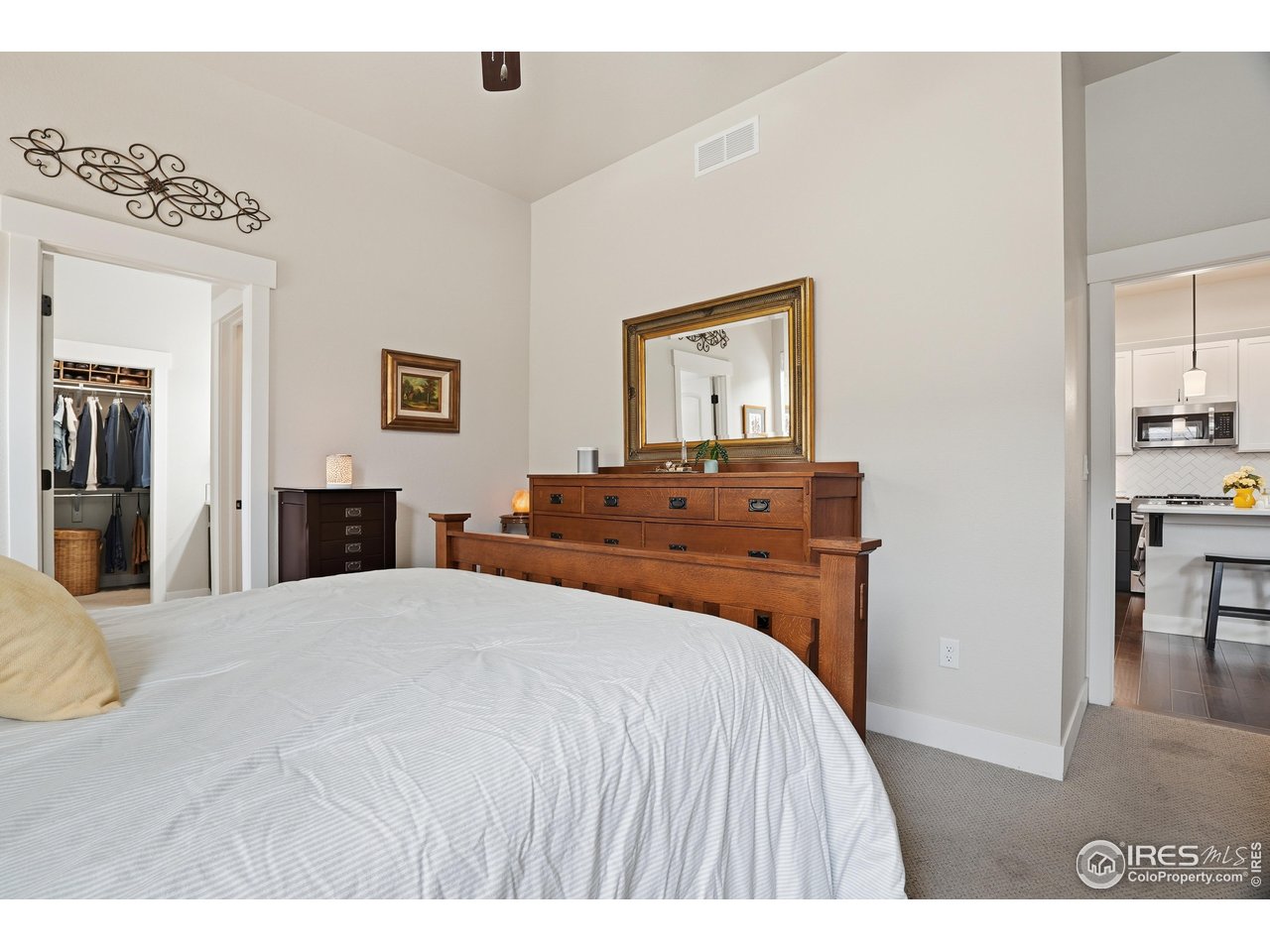 6328 Pumpkin Ridge Dr 1