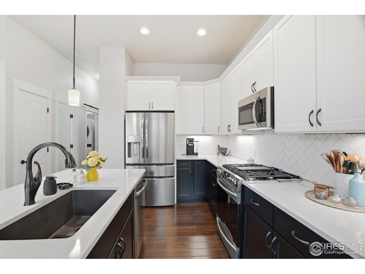 6328 Pumpkin Ridge Dr 1