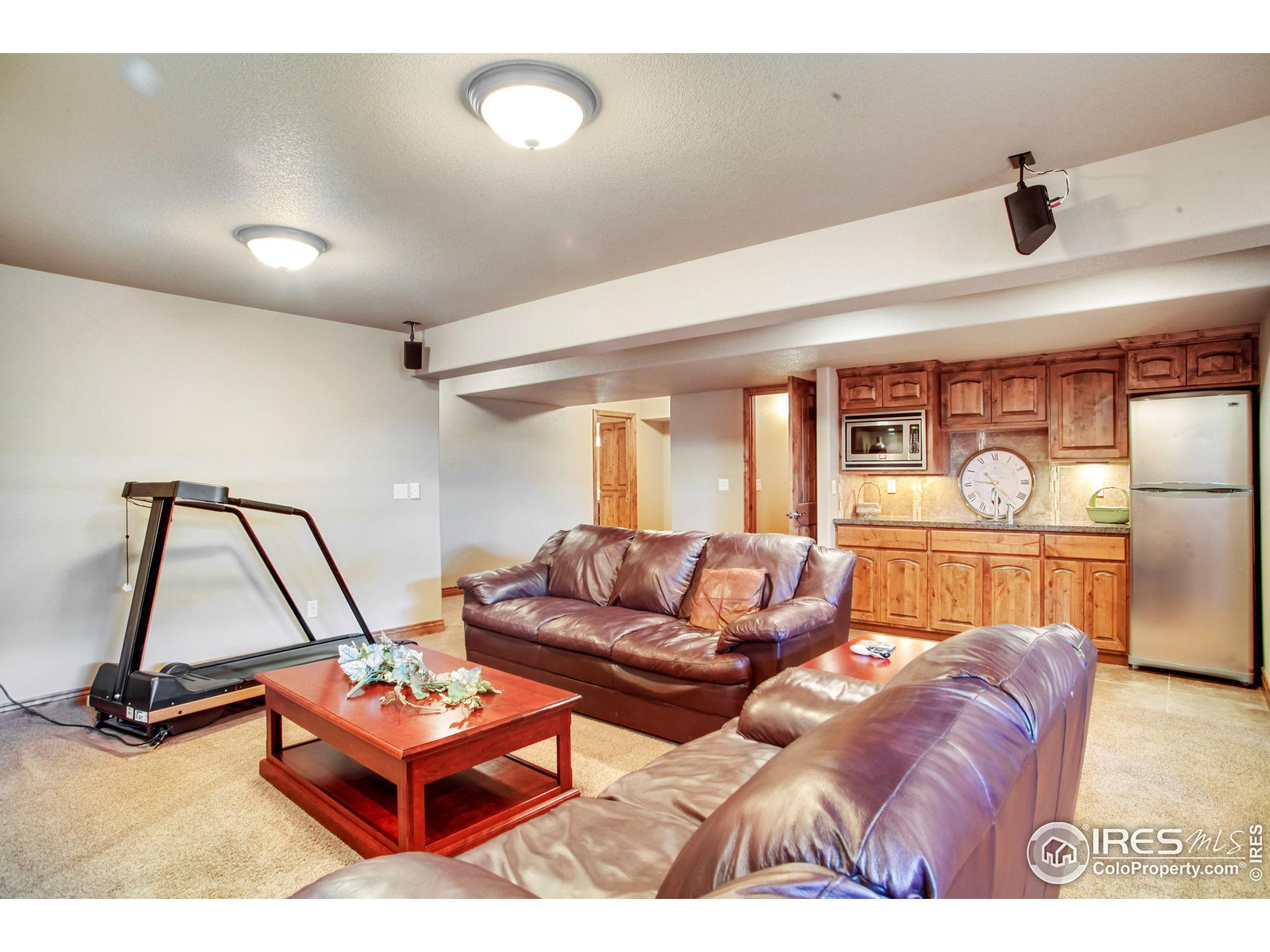 3448 Peruvian Torch Dr