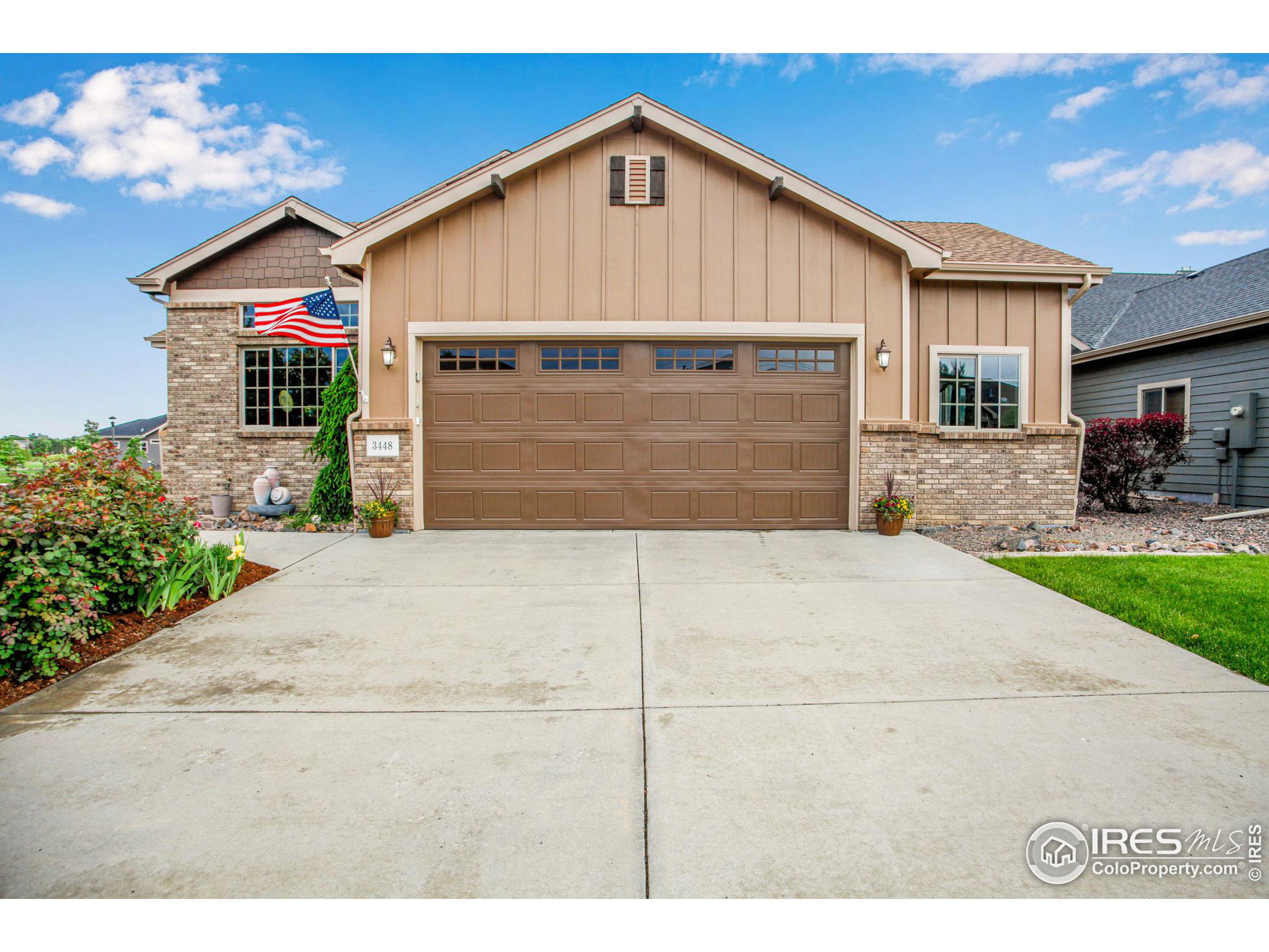 3448 Peruvian Torch Dr