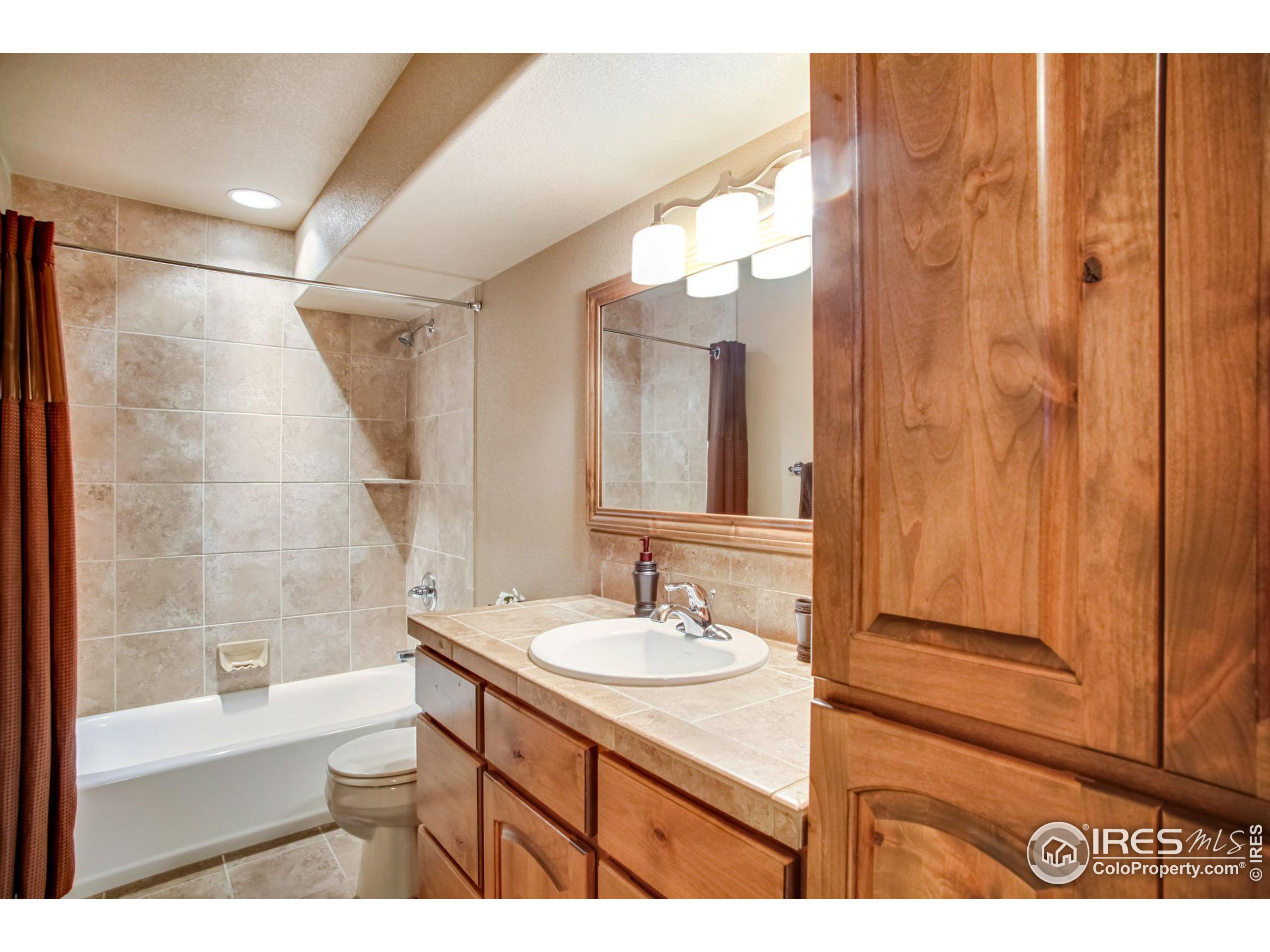 3448 Peruvian Torch Dr