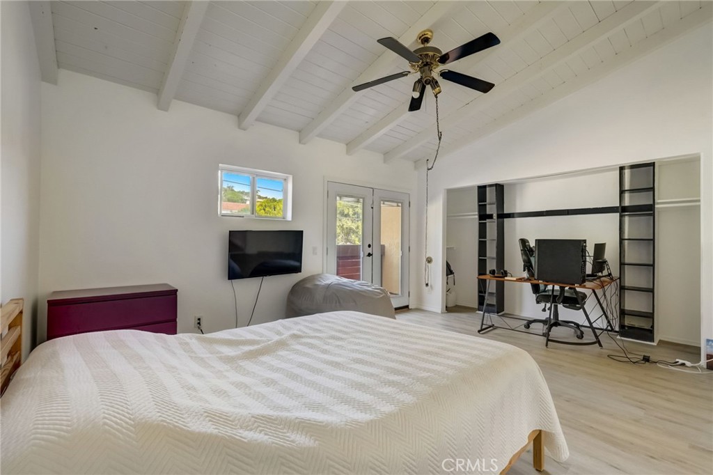 3320 S Kerckhoff Avenue