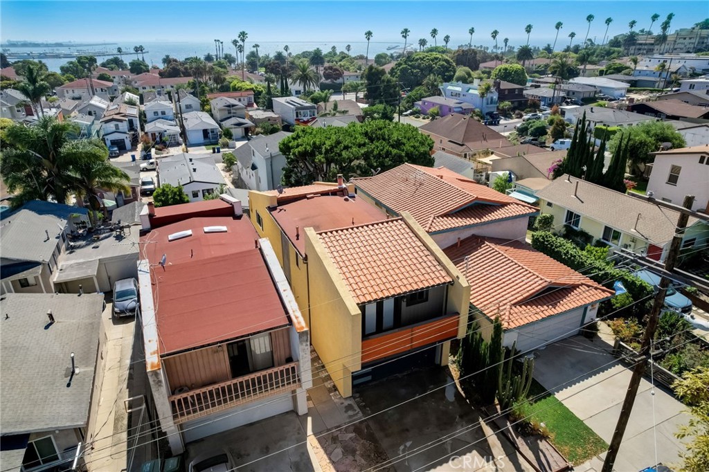 3320 S Kerckhoff Avenue