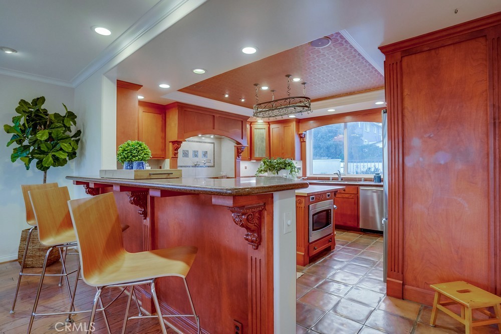 3517 S Pacific Avenue