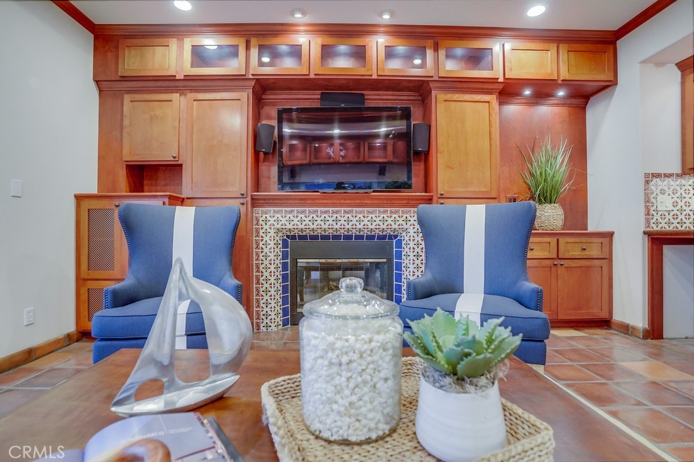 3517 S Pacific Avenue