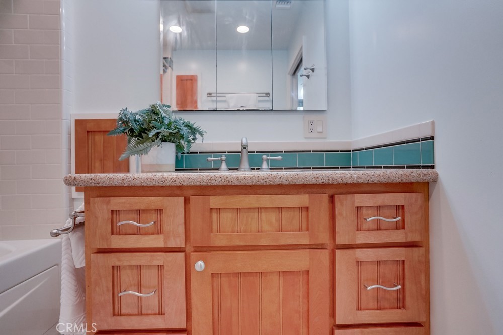 3517 S Pacific Avenue