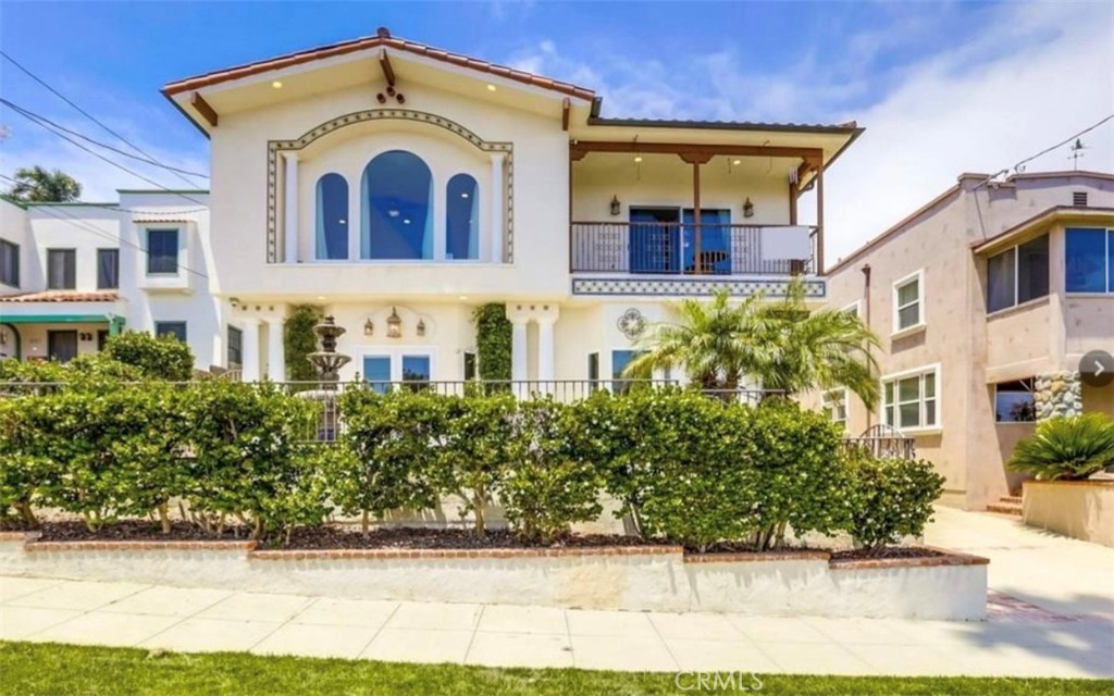 3517 S Pacific Avenue