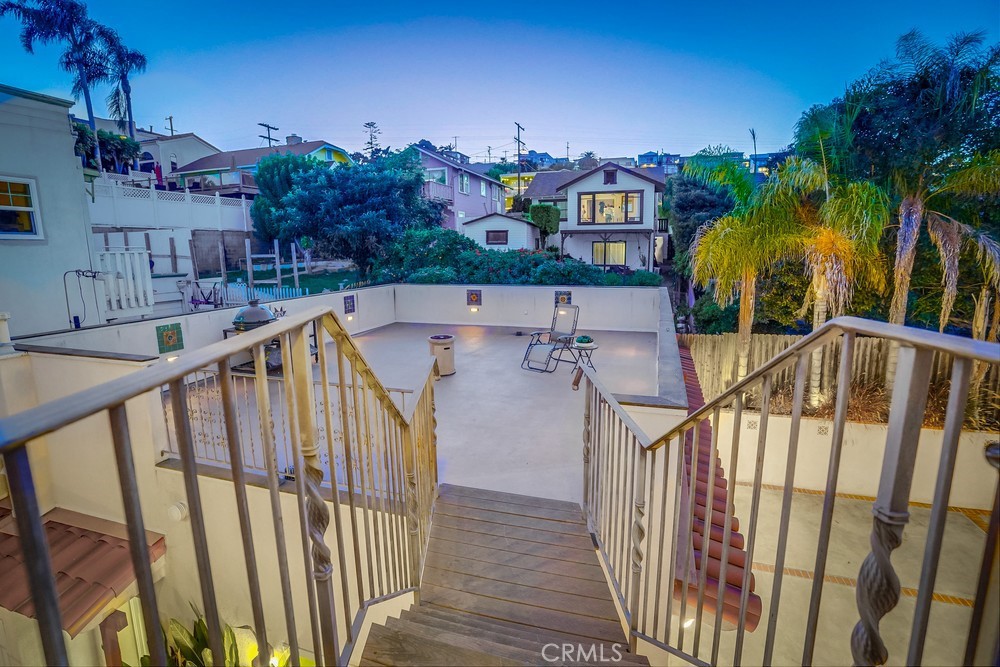 3517 S Pacific Avenue