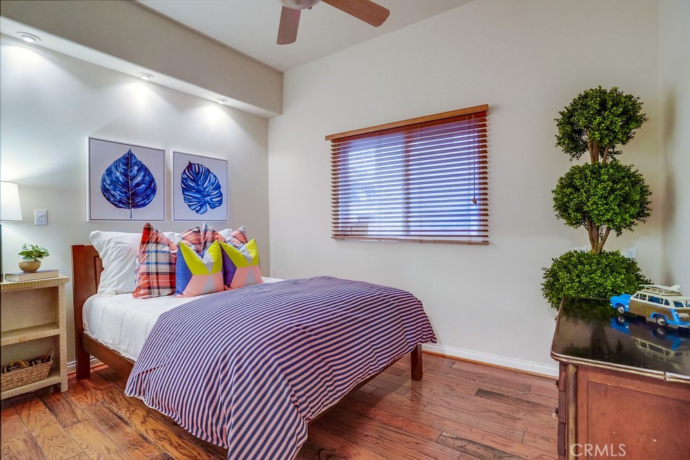 3517 S Pacific Avenue