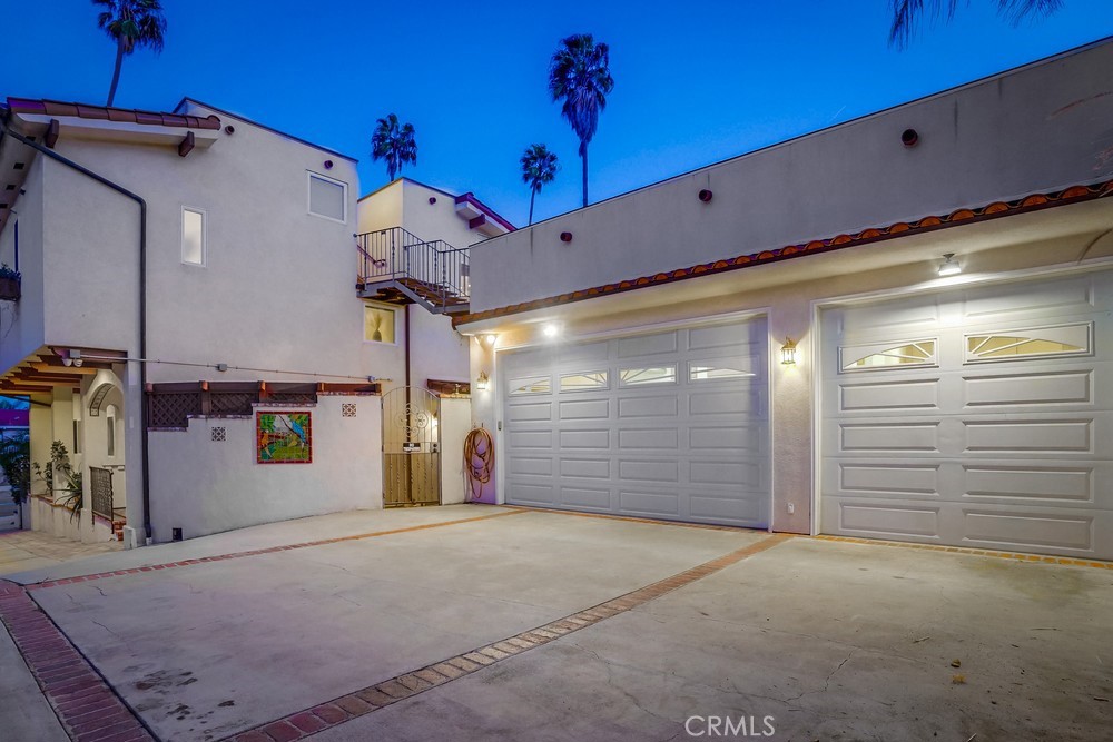 3517 S Pacific Avenue