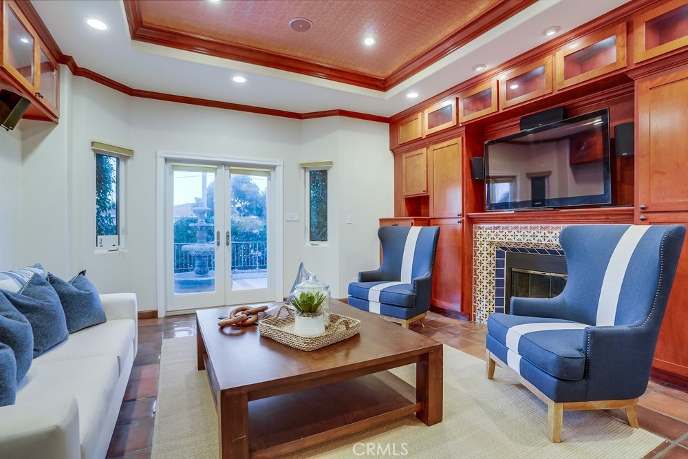 3517 S Pacific Avenue