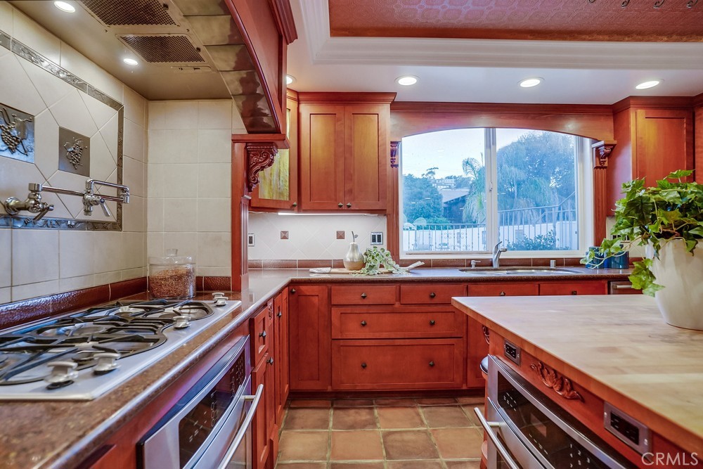 3517 S Pacific Avenue