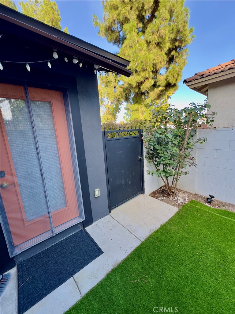 20650 Cantlay Street