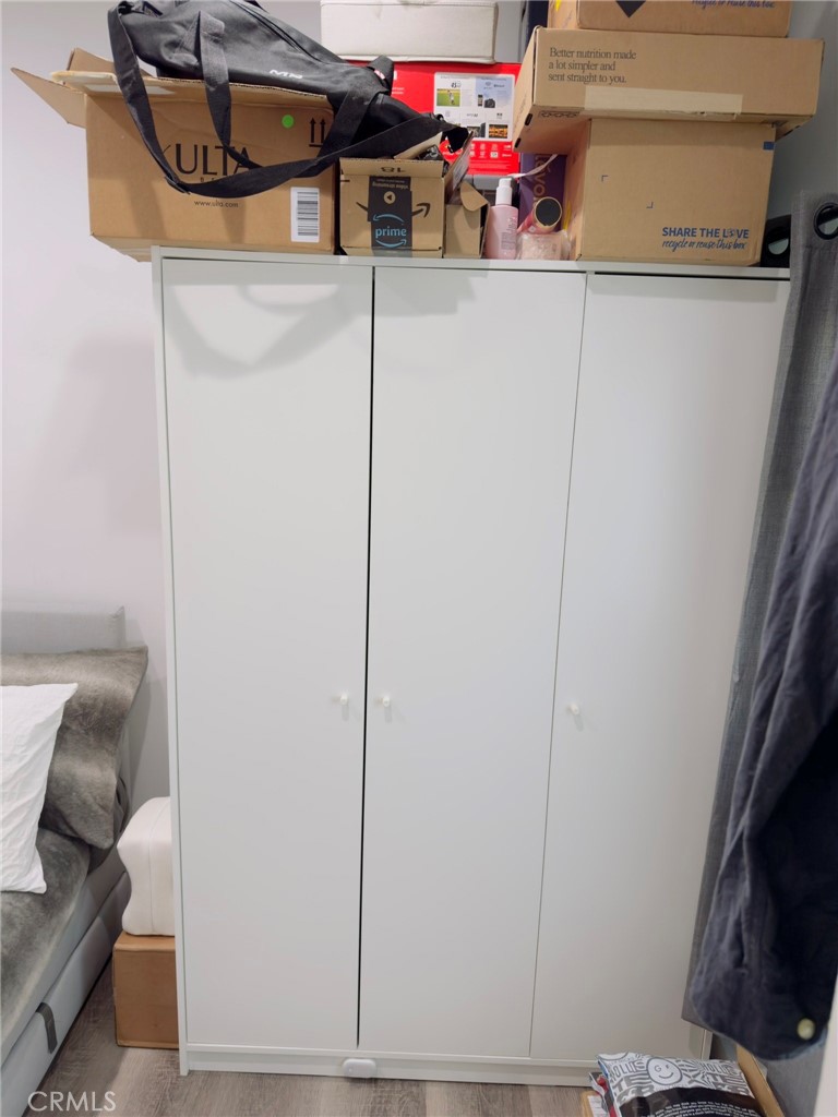 20650 Cantlay Street