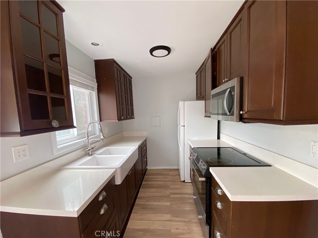 725 Coronado Avenue 112