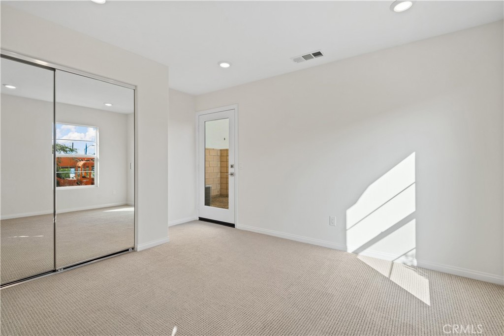 27662 Faircliff Drive