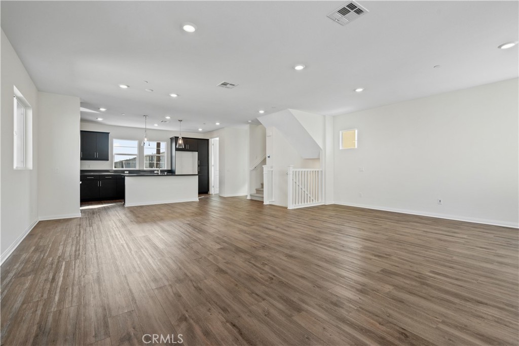 27662 Faircliff Drive