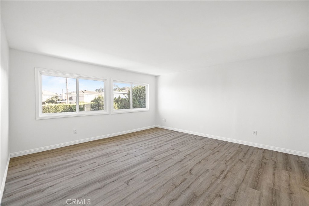 25602 Amber Leaf Road