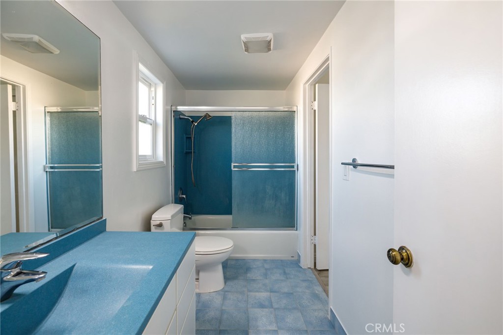 25602 Amber Leaf Road