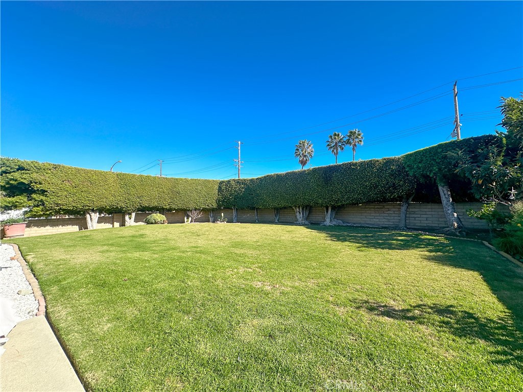 25602 Amber Leaf Road