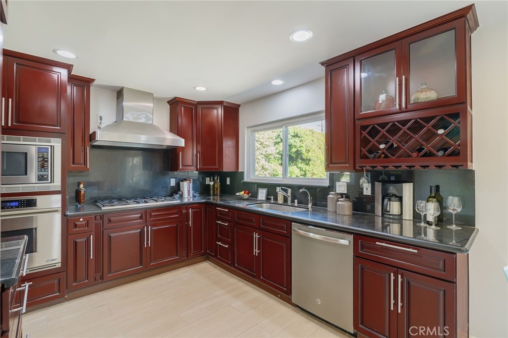 25602 Amber Leaf Road