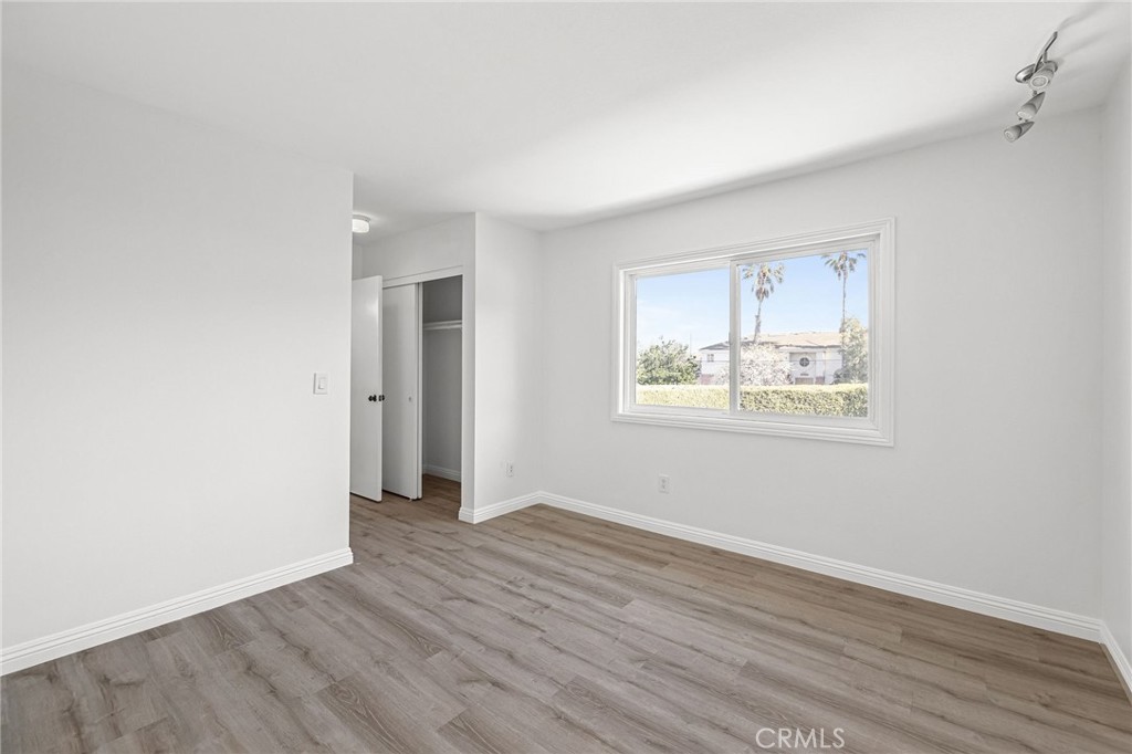 25602 Amber Leaf Road