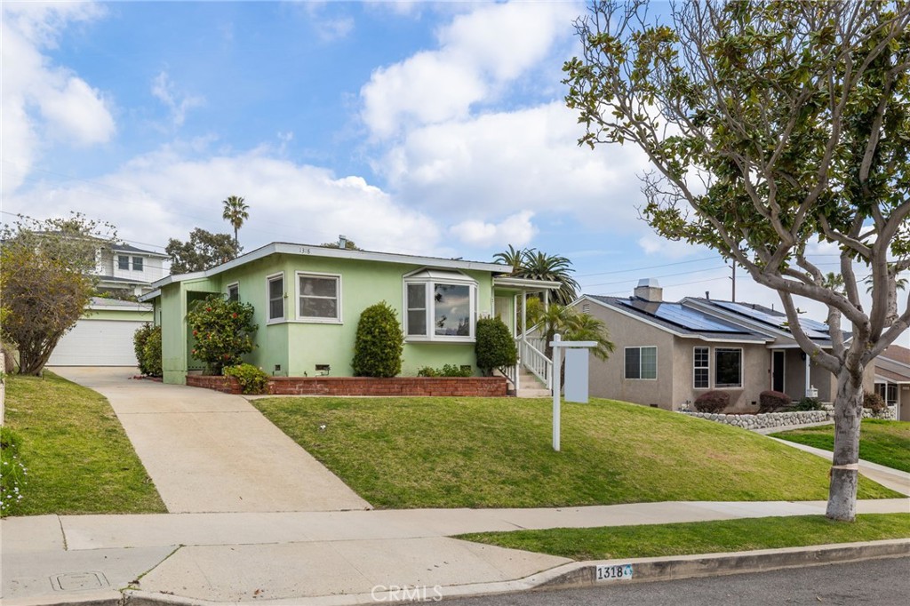 1318 S Helberta Avenue