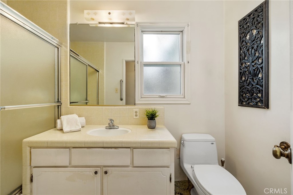 1318 S Helberta Avenue