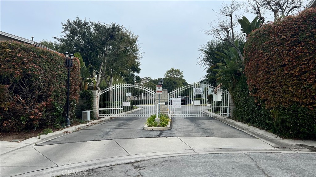 1014 Park Circle Drive