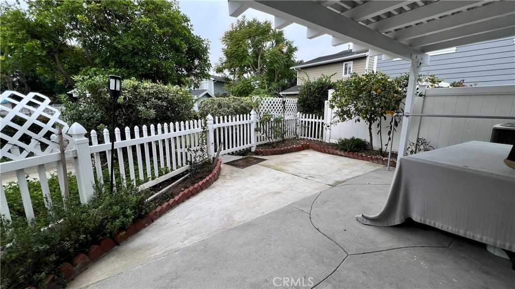 1014 Park Circle Drive