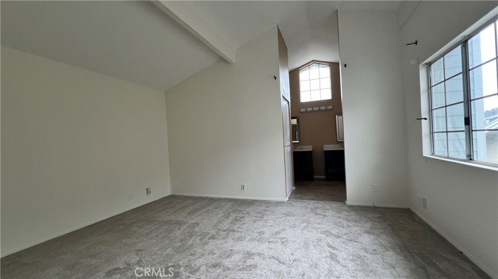 1014 Park Circle Drive