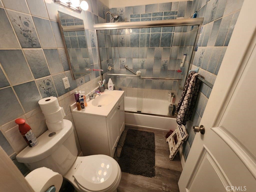 14929 Freeman Avenue